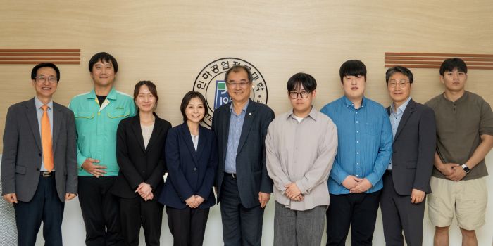 韓国仁荷工業専門大学にて、豊電子工業は懇談会に招待されました。