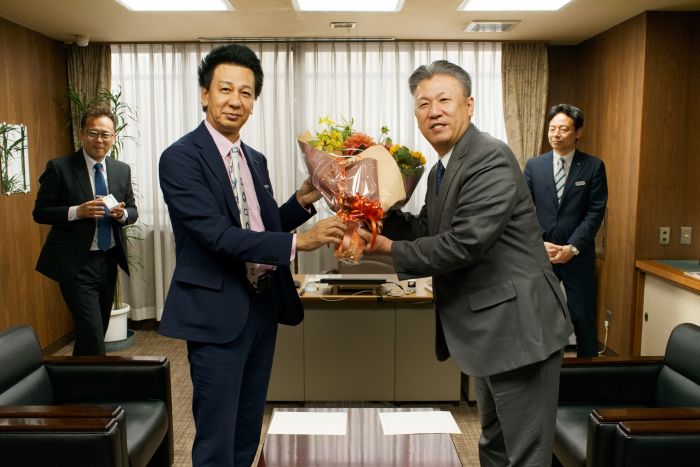 株式会社マルナカを完全子会社化しました。